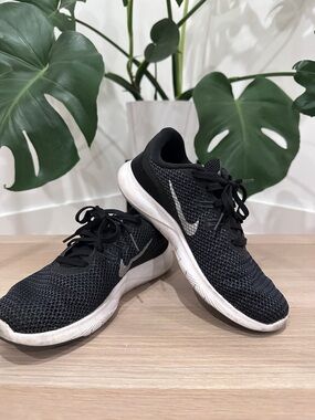 Nike Black and White Mesh Trainers